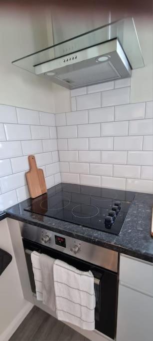 Cosy Bournemouth Bungalow Ферндаун Екстер'єр фото